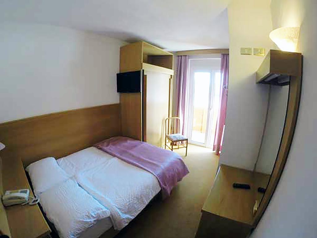 Hotel Olympia Мольвено Екстер'єр фото