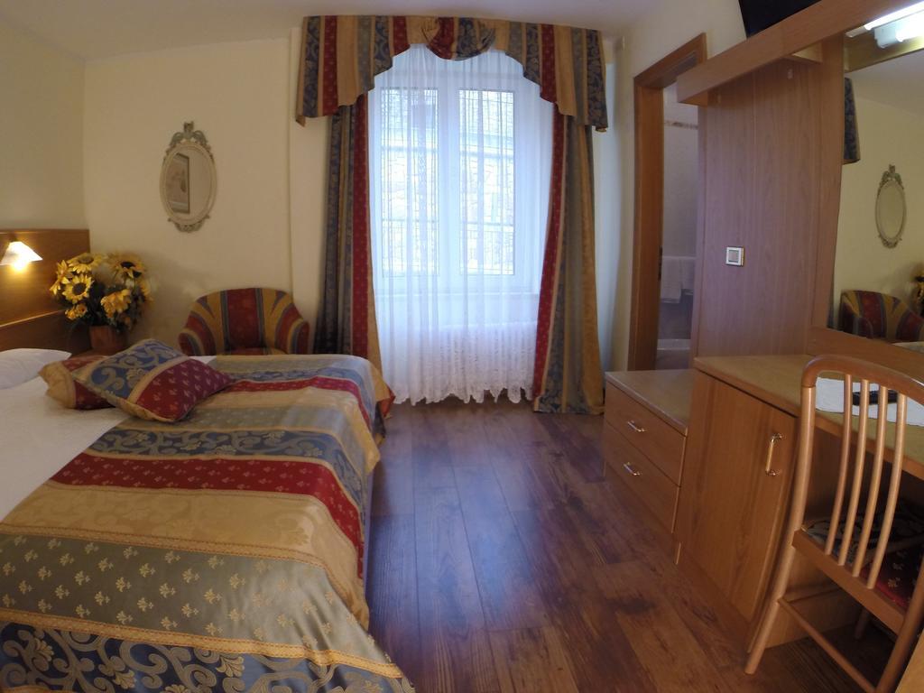Hotel Olympia Мольвено Екстер'єр фото