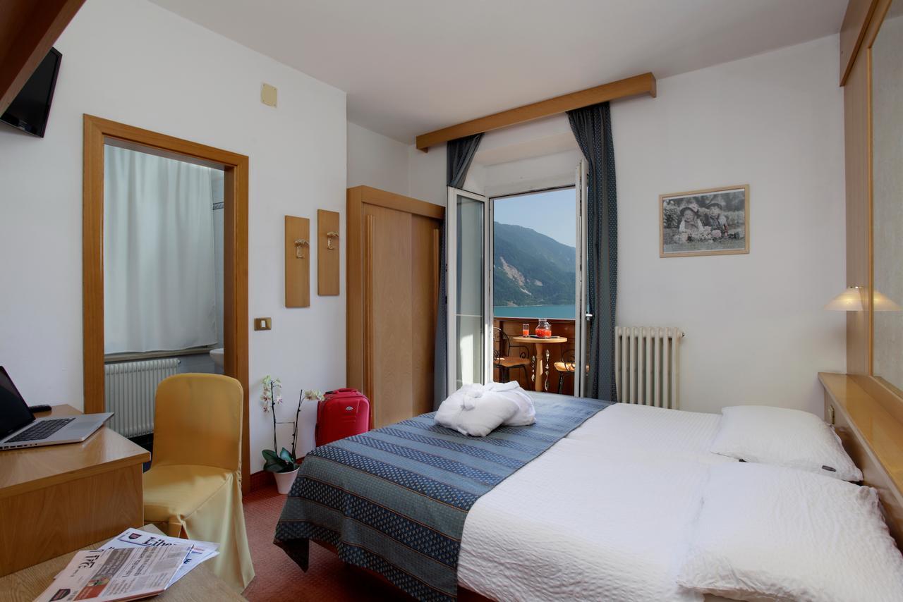 Hotel Olympia Мольвено Екстер'єр фото