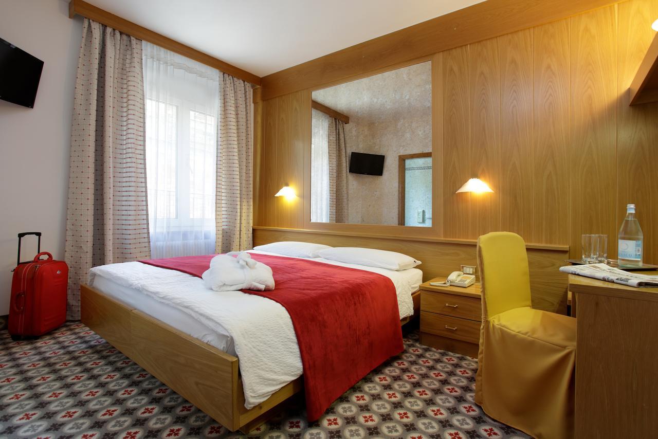 Hotel Olympia Мольвено Екстер'єр фото